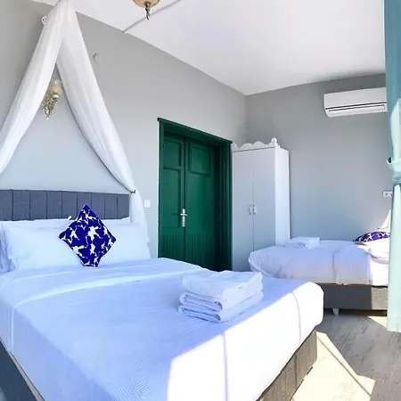 לינה וארוחת בוקר Meydan (adults Only) 5*