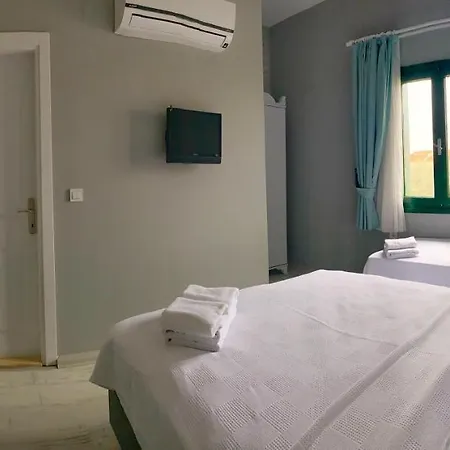 לינה וארוחת בוקר Meydan (adults Only) 5*