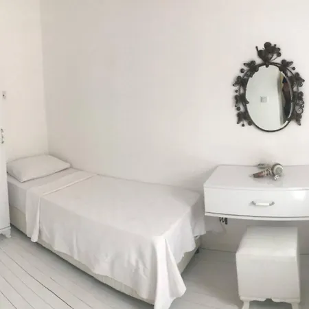 Meydan (adults Only) לינה וארוחת בוקר 5*